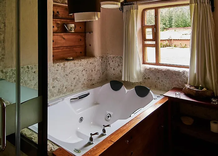 Allpawasi Lodge *